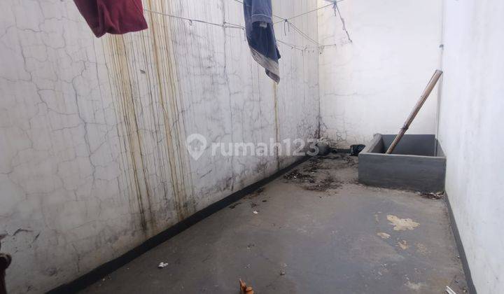 Disewakan Gudang Dan Kantor 2 Lantai Siap Pakai di Caringin 2