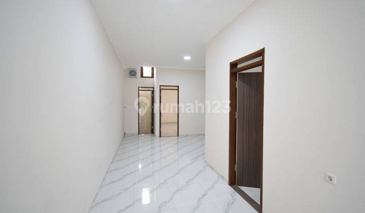 Dijual Rumah Baru Minimalis Modern di Taman Holis Indah 2