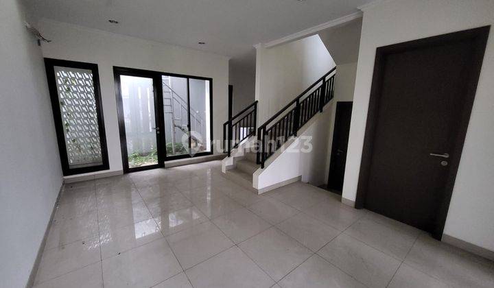 Dijual Rumah Cantik Nyaman Modern 2 Lantai di Chyntia Summarcon 2