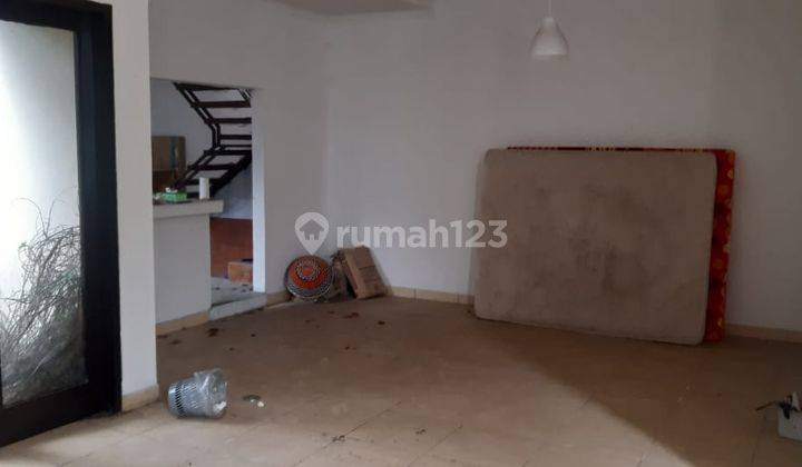 Dijual Lelang Rumah 2 Lantai Nyaman Unik di Joging Arcamanik 2