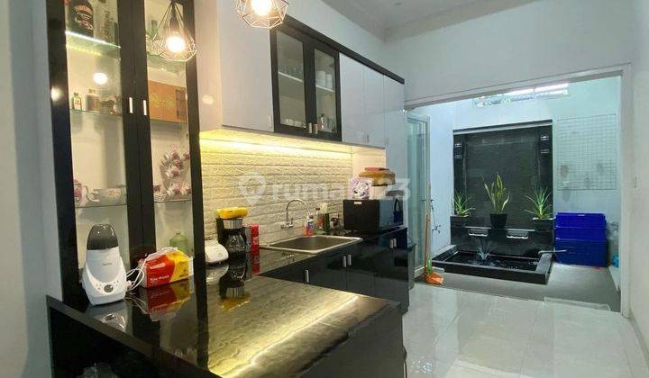 Dijual Rumah Siap Huni 2 Lantai Furnish di Mekar Wangi 1