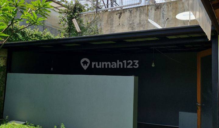 Dijual Rumah 2 Lantai Strategis Luas Nyaman di Mekar Wangi 2