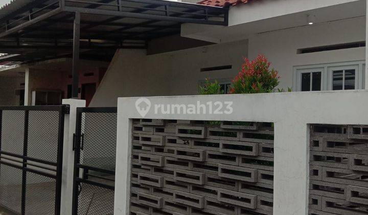 Rumah Baru Cantik Siap Huni di Margacinta Bandung 1