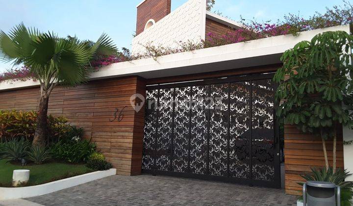 Rumah Villa Cantik Mewah Siap Huni di Bali Pecatu Graha 1