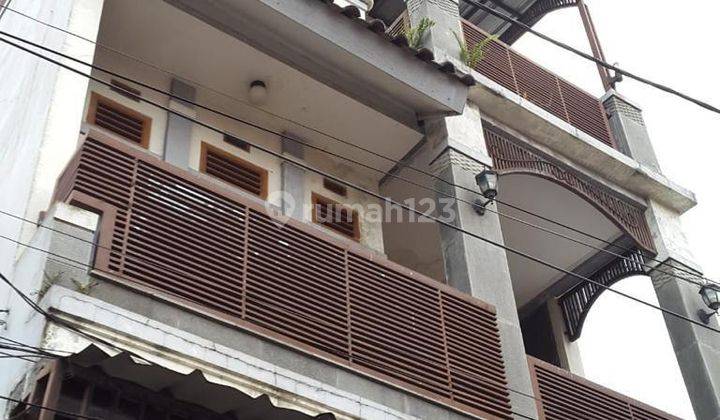 Rumah Keren Nyaman di Taman Cibaduyut Indah Bandung 1