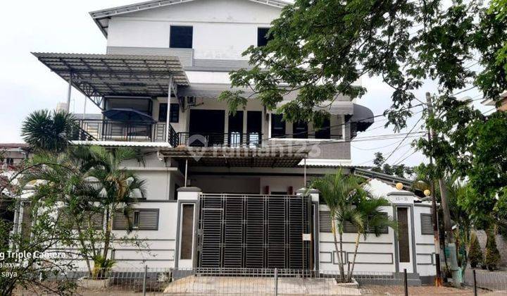 Rumah Hook Keren Mewah di Cengkareng Jakarta Barat  1