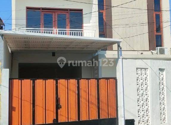 Rumah Keren Minimalis Siap Huni di Sayap Turangga 1