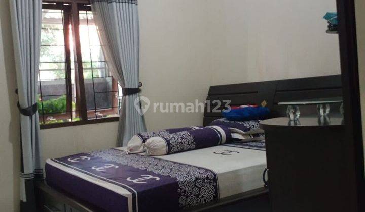 Rumah Keren Minimalis Nyaman di Turangga 2