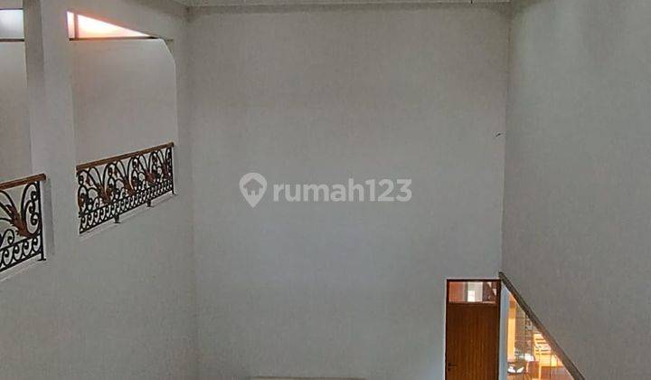 Rumah Keren Nyaman Siap Huni di Singgasana 2