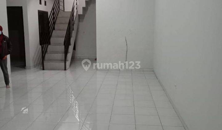 Rumah Bagus Strategis Cocok Usaha di Batununggal Lama 2