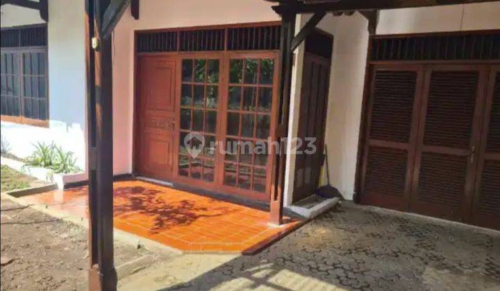 Rumah Besar Strategis Murah Siap Huni di Cipaganti 2