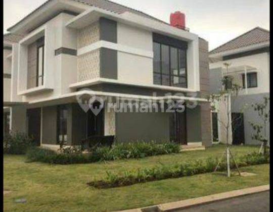 Rumah Minimalis Asri Terawat di BTari Summarecon Bandung 1