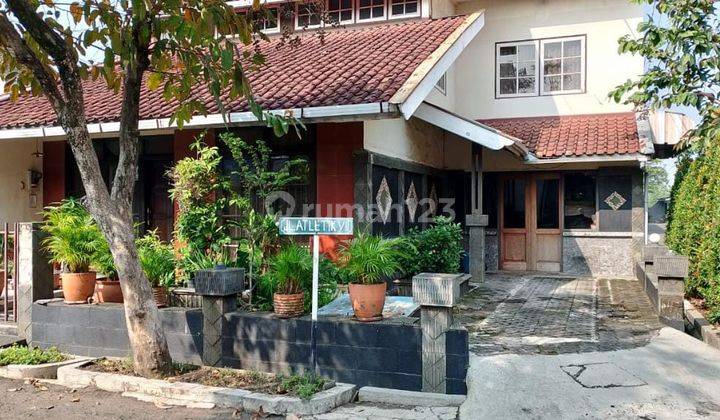 Rumah Bagus Nyaman di Atletik Taman Golf Arcamanik 1