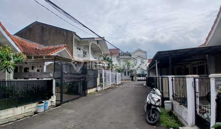 Rumah Nyaman di Graha Antapani Asri Bandung 2