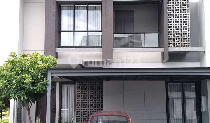 Selling at a Loss: Fanya Summarecon Hook House Selling at a Loss: Fanya Summarecon Hook House