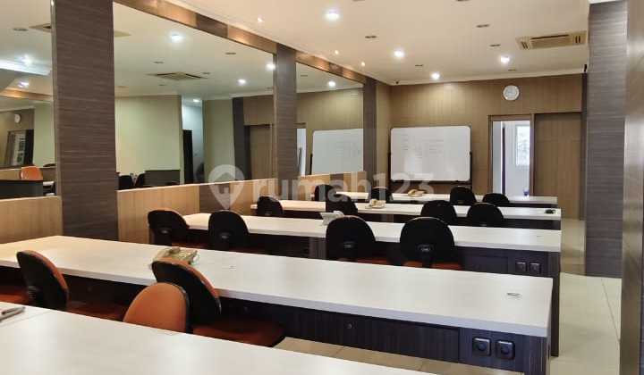 Ruang Usaha 4 Lantai Strategis di Mainroad Burangrang Bandung Ruang Usaha 4 Lantai Strategis di Mainroad Burangrang Bandung