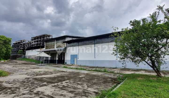 Pabrik Gula Non Aktif di Jalan Raya Singaparna Tasikmalaya Pabrik Gula Non Aktif di Jalan Raya Singaparna Tasikmalaya