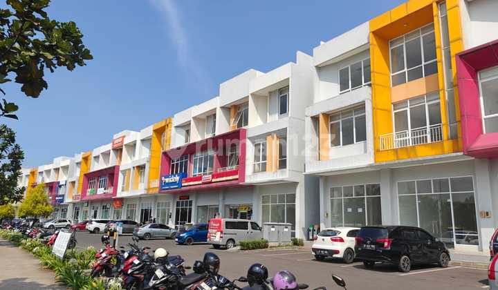 Ruko 3 Lantai Siap Pakai di Ruby Summarecon Bandung