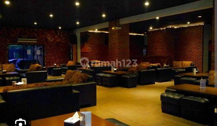 Ruang Usaha Sangat Strategis Cocok Cafe Bar Resto di Sayap Dago 1