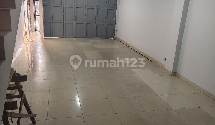 Ruko 2 Lantai Siap Pakai di Mekar Wangi 2