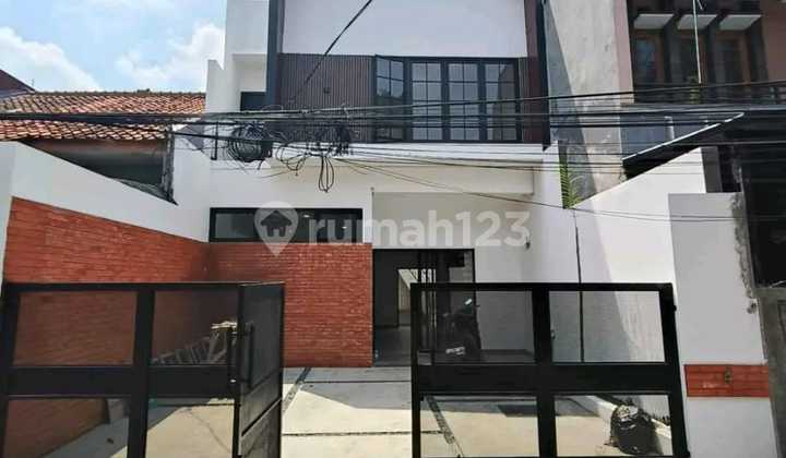 Modern Tropical 2-Story New House in Antapani Modern Tropical 2-Story New House in Antapani