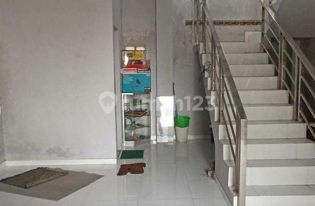Cheap Strategic 3-Storey Ruko in Pagarsih, Bandung 2