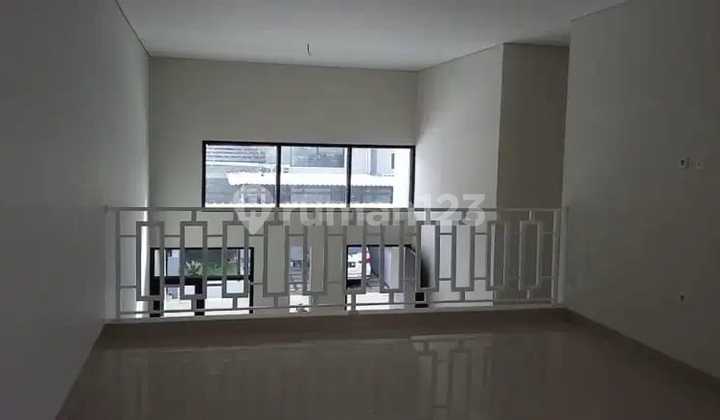 NEED MONEY BADLY KOPO SAFIRA HOUSE