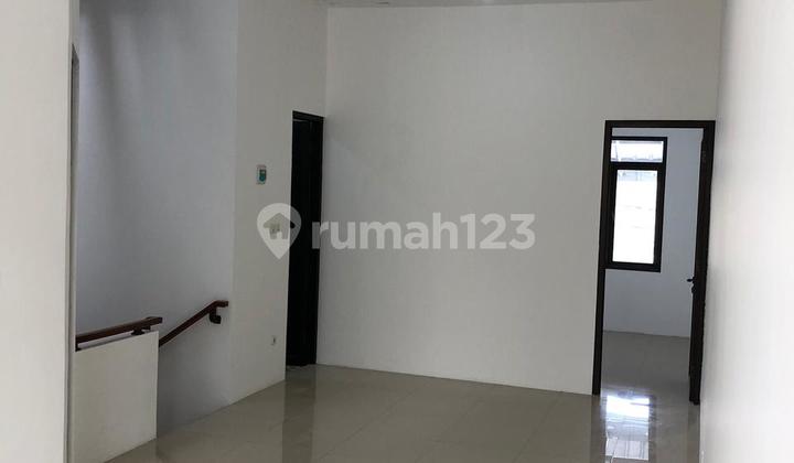 Rumah Baru 2 Lantai Siap Huni di Sayap Bkr Bandung