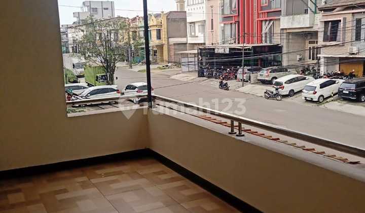 Ruko 2 Lantai Siap Pakai Strategis di Komplek Pasadena Bandung