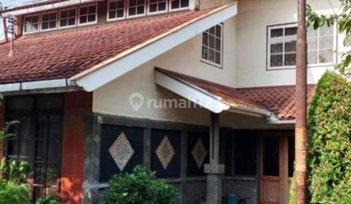 Rumah Bagus Nyaman di Atletik Taman Golf Arcamanik 2