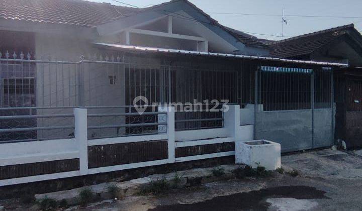 Rumah Nyaman Murah Siap Huni Blok Favorit di Taman Kopo Indah 1 1