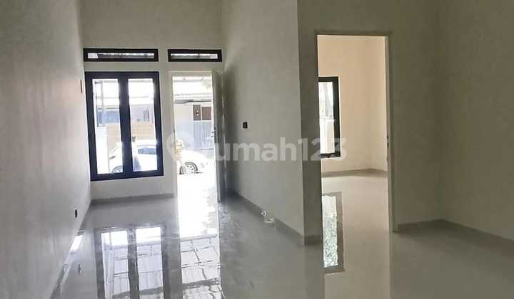 New House Fully Renovated in Batununggal Indah Complex, Bandung