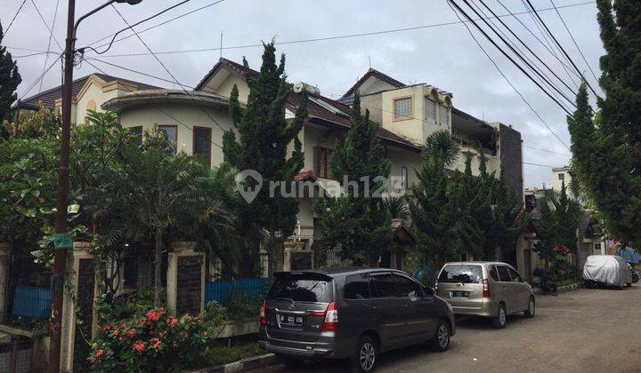 Rumah Dan Kosan Terawat Strategis di Setrawangi Bandung 1