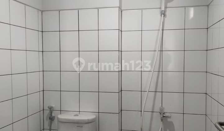 Ruko Baru Modern di Sapphire Commercial Summarecon Bandung 2