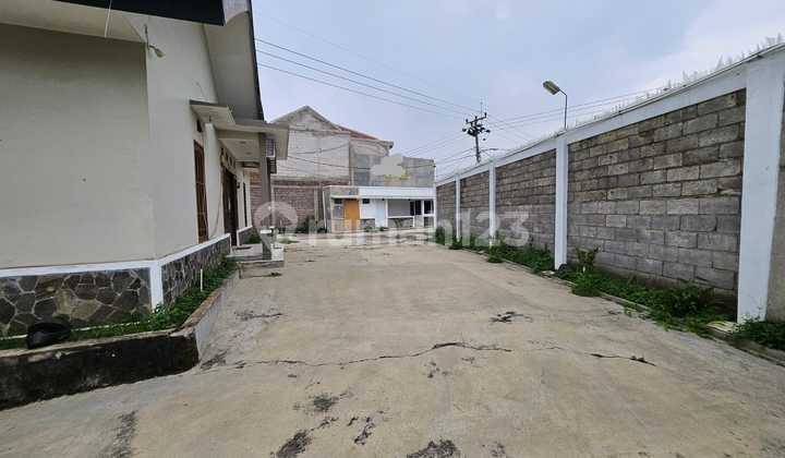 Ready-to-Use House and Warehouse in Sapan Tegaluar, Bandung