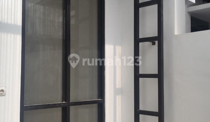 Rumah 2 Lantai Minimalis di Tki 5 Sherwood 2