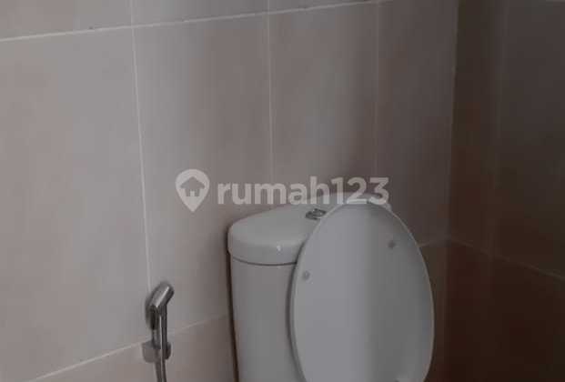 JUAL RUGI RUMAH DI PODOMORO 2 LANTAI 2