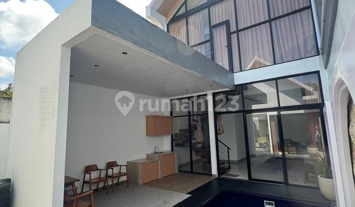 Tanah dan Bangunan Villa Baru di Mumbul Nusa Dua