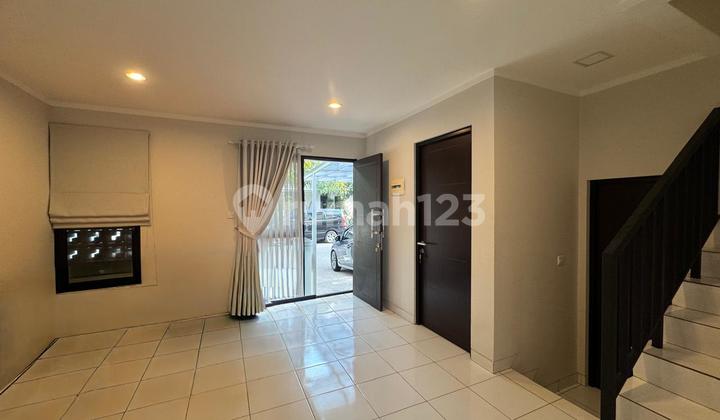 Rumah Minimalis Siap Huni di Summarecon Bandung Cluster Dayana Rumah Minimalis Siap Huni di Summarecon Bandung Cluster Dayana