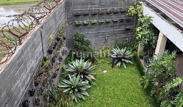 Rumah Mewah 3 Lantai di Tatar Ratnaasih Kbp 2
