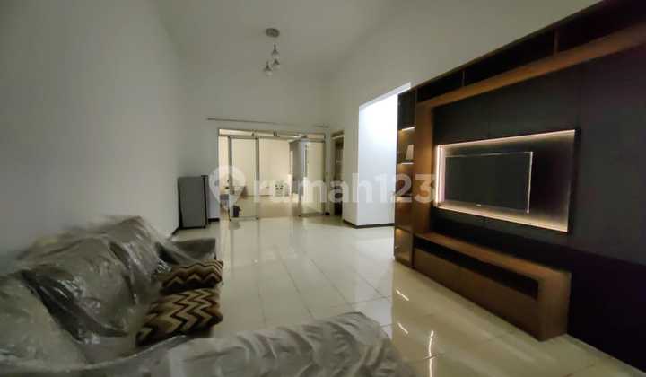 Rumah Bagus Siap Huni di Tatar Purbasari Kota Baru Parahyangan Rumah Bagus Siap Huni di Tatar Purbasari Kota Baru Parahyangan