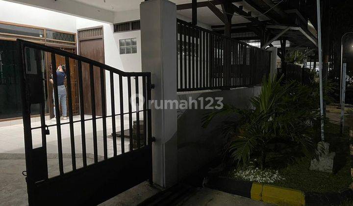 Rumah Asri Terawat di Mulia Raya Batununggal Indah Bandung 1