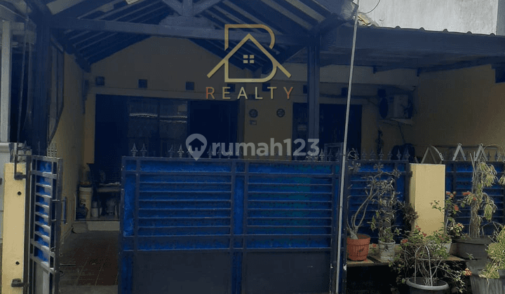 Rumah Unfurnished SHM Dukuh Zamrud Pedurenan Kota Bekasi 1