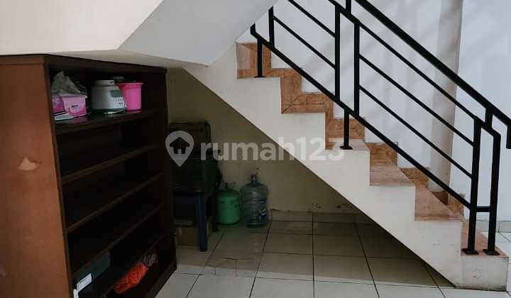 For Sale Fast 3.5-Story Boarding House in Taman Apel, Tanjung Duren, West Jakarta - Lvaefa 2