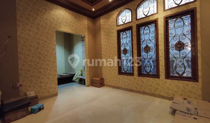 Rumah Mewah Lux Lengkap Kolam Renang Batununggal Indah Bandung 2