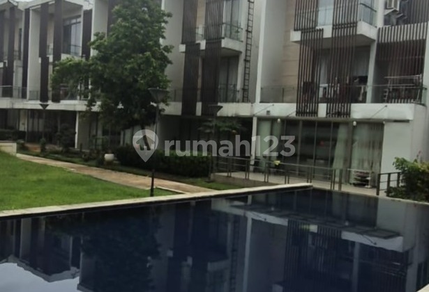 Luxury House Ancol Seafront Jakarta