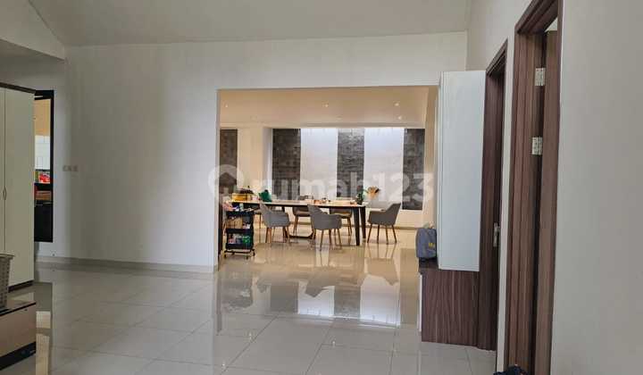 Rumah Bagus Nyaman dan Terawat di Kota Baru Parahyangan 2