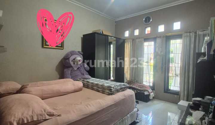 Well-Maintained House on Salendro Street, Turangga, Bandung City Well-Maintained House on Salendro Street, Turangga, Bandung City