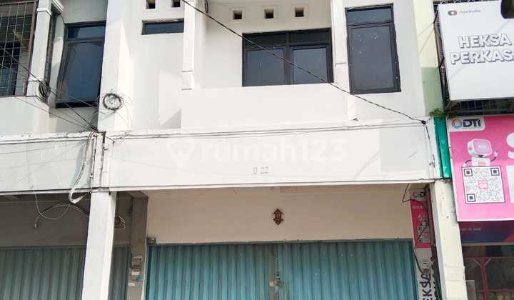 Dijual / Disewa Ruko Bagus dan Strategis Di Taman Holis Indah 