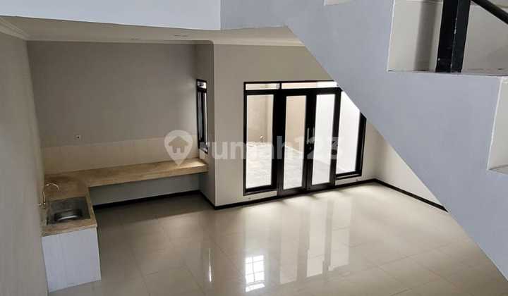 Rumah Minimalis Bagus Di Batununggal Kota Bandung  2